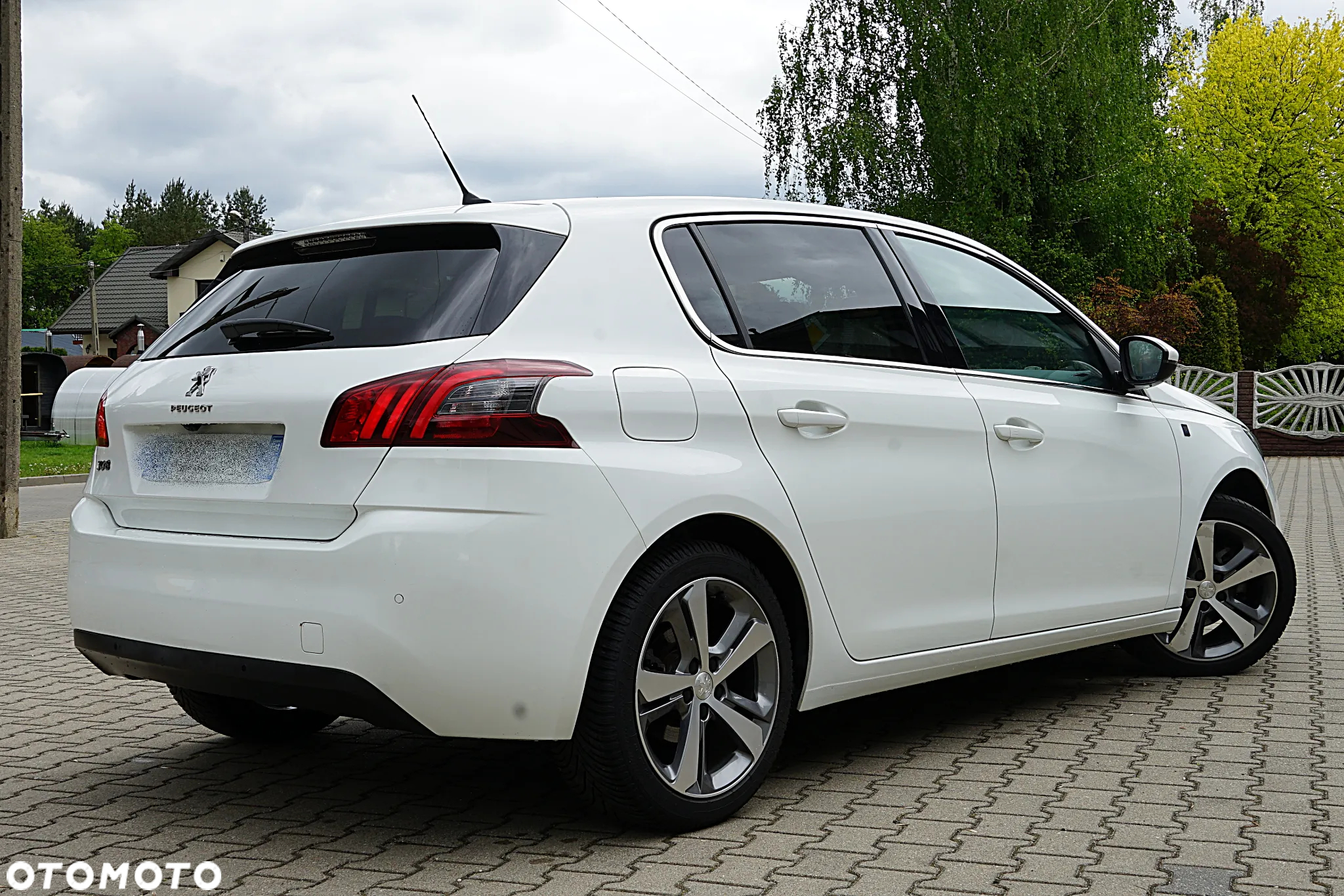 Peugeot 308 BlueHDi FAP 130 EAT8 Stop & Start Tech Edition - 20