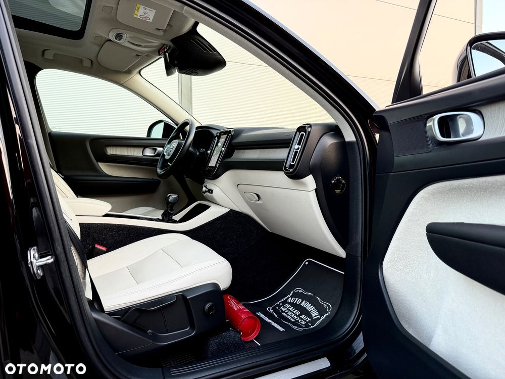 Volvo XC 40 D3 SCR Inscription - 29