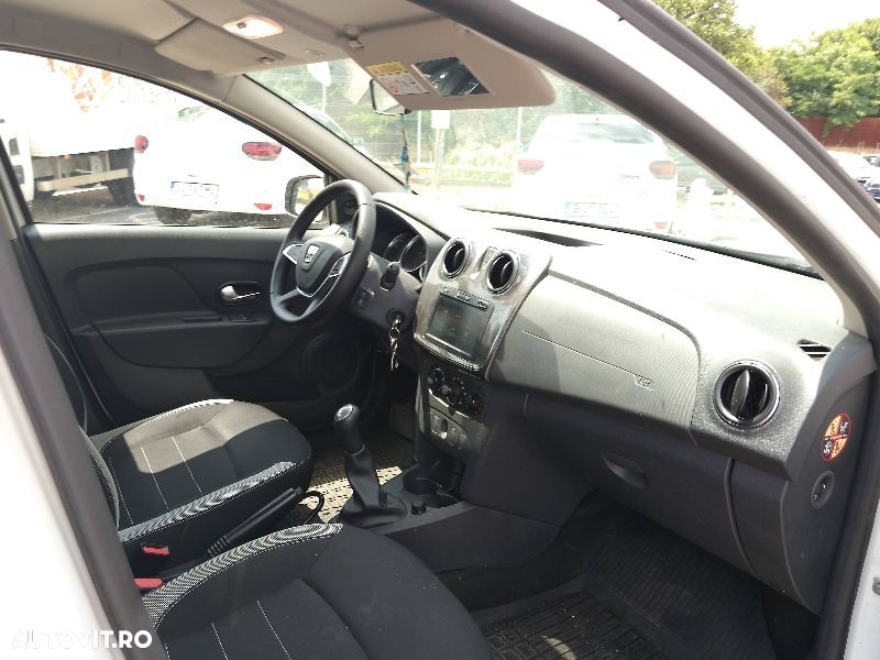 Dacia Sandero - 24