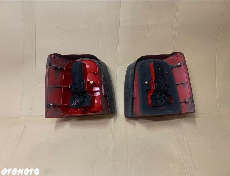 Lampa tył tylna lewa prawa kombi volkswagen passat b5 - 2