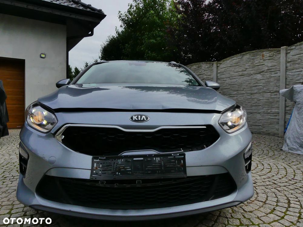 Kia Ceed - 26