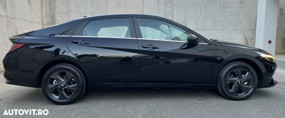 Hyundai Elantra 1.6 l 123 CP CVT Highway - 10