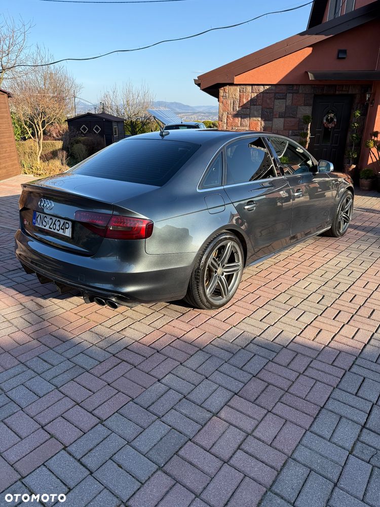 Audi S4 Limousine - 3