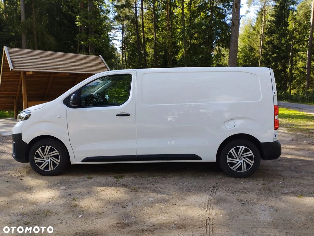 Toyota ProAce Kombi 1.5 D-4D Medium 2,7t - 8
