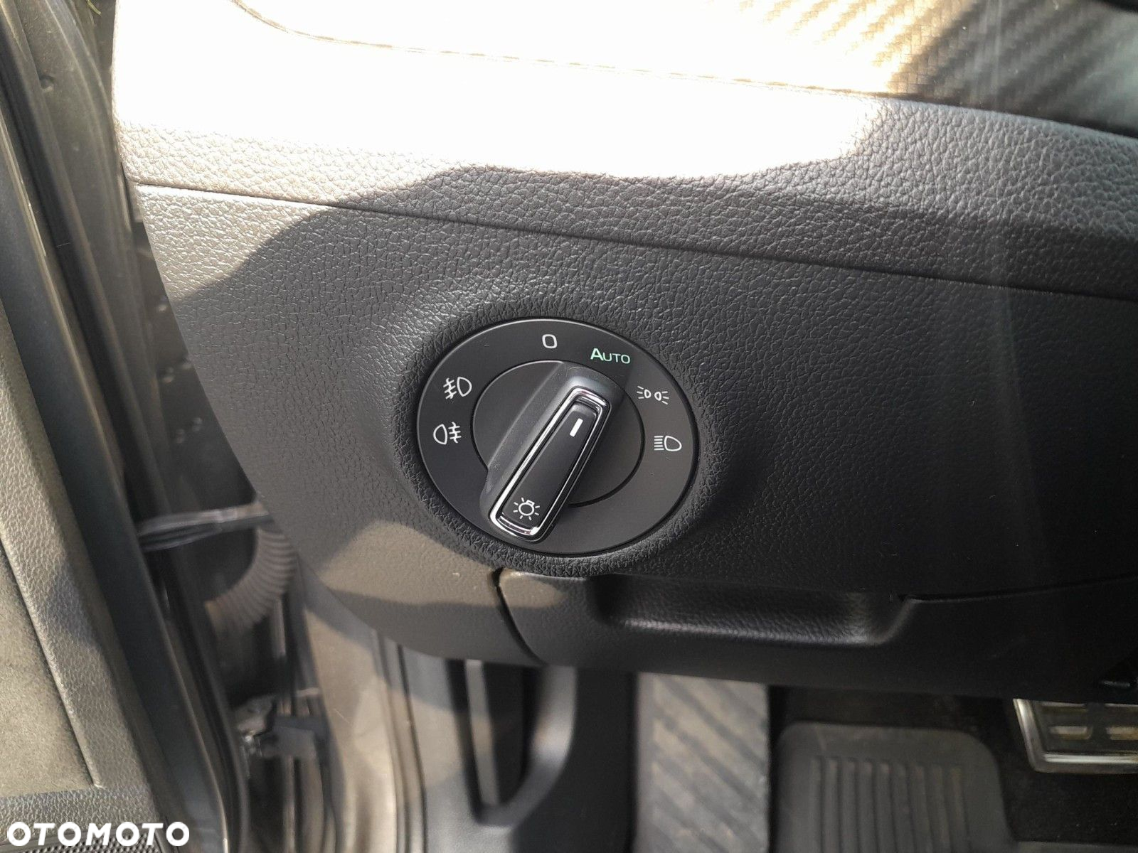 Skoda Superb 1.5 TSI Sportline DSG - 25