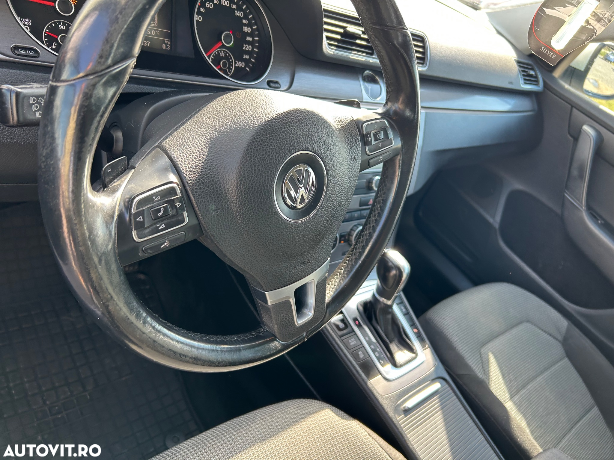 Volkswagen Passat Variant 2.0 Blue TDI DSG SCR Comfortline - 27