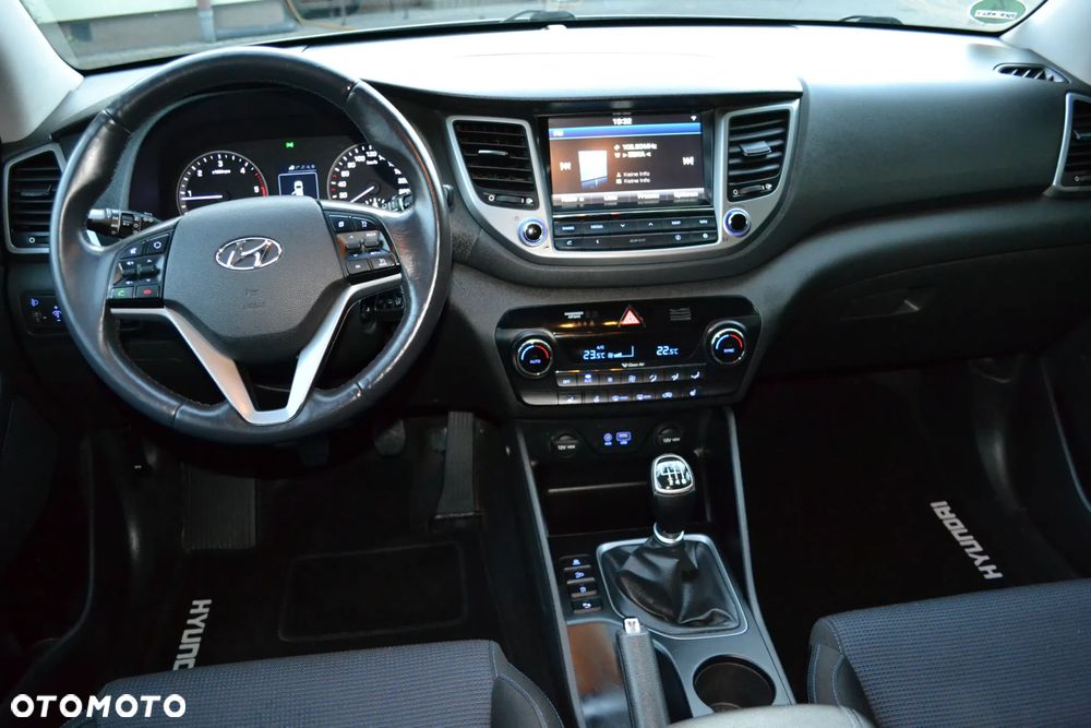 Hyundai Tucson 2.0 CRDI BlueDrive Comfort 2WD - 29