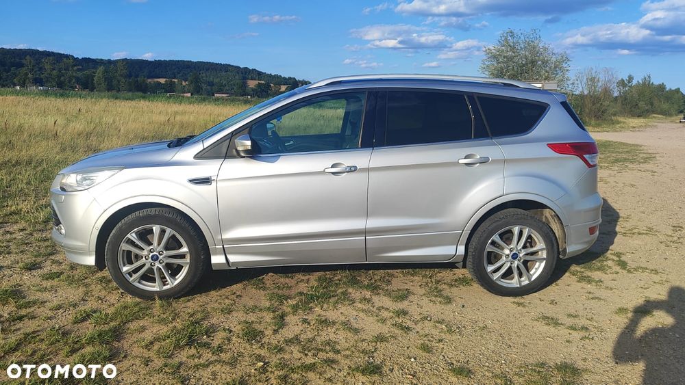Ford Kuga 2.0 TDCi FWD Titanium Plus - 12