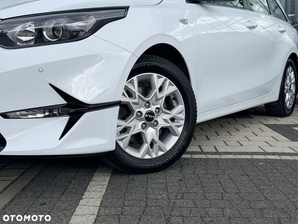 Kia Ceed 1.5 T-GDI M - 3