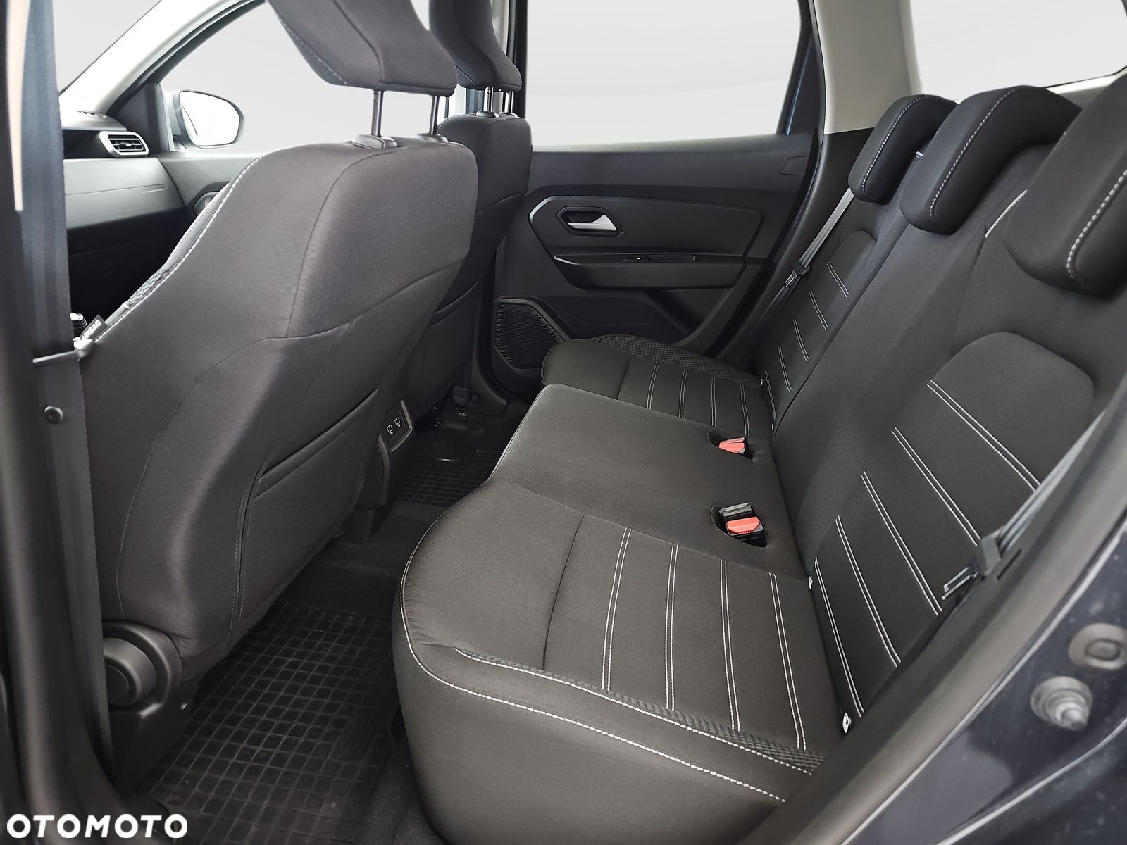 Dacia Duster 1.3 TCe Journey 4WD - 26
