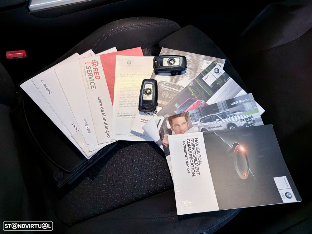 BMW 318 d Pack M - 27