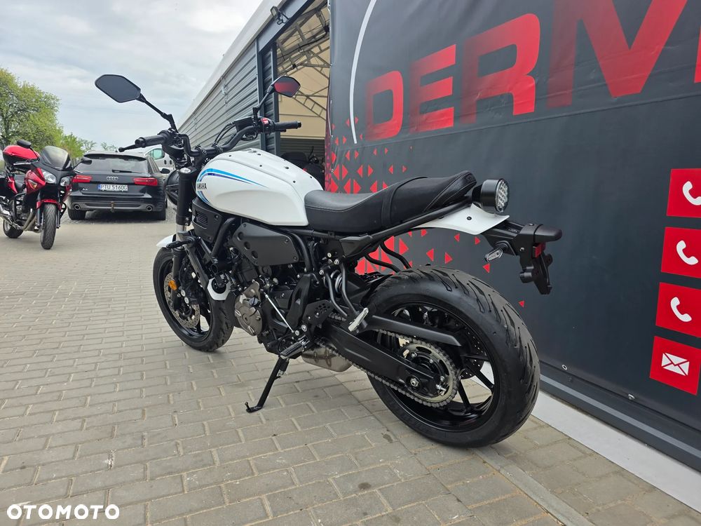 Yamaha XSR - 6