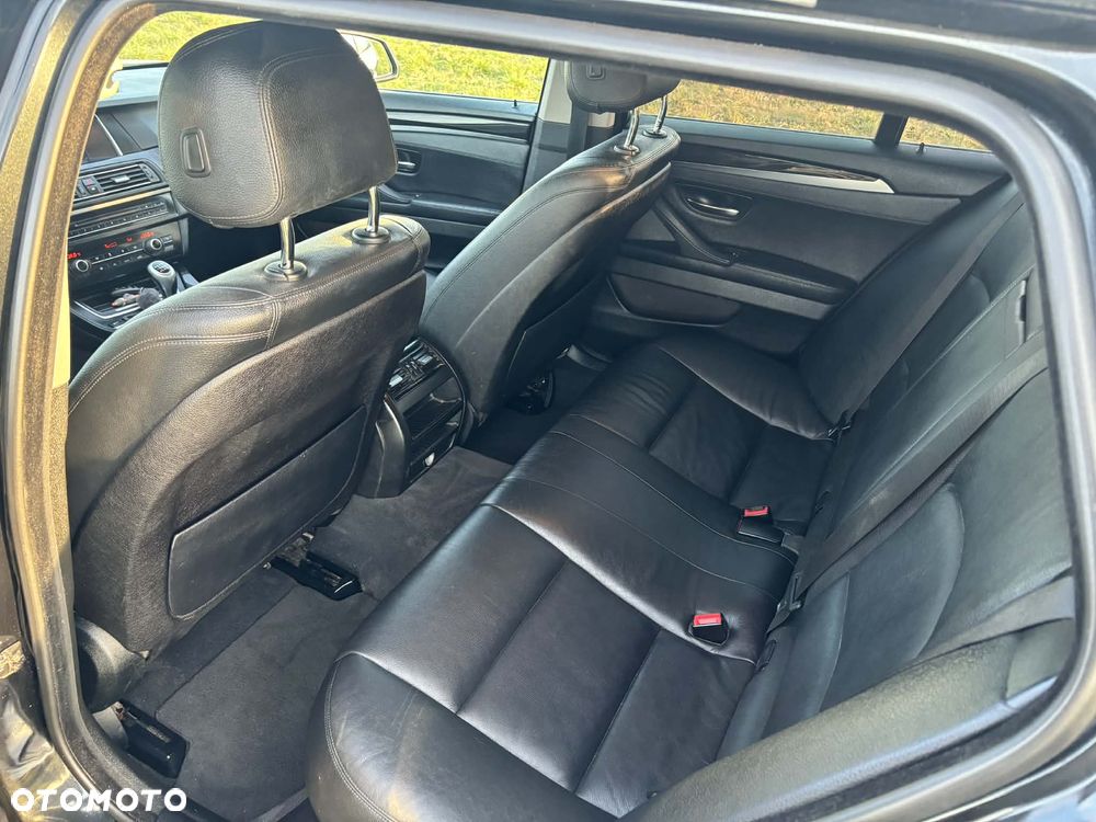 BMW Seria 5 520d - 8