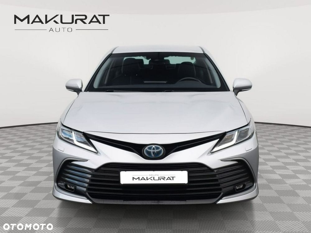 Toyota Camry - 6