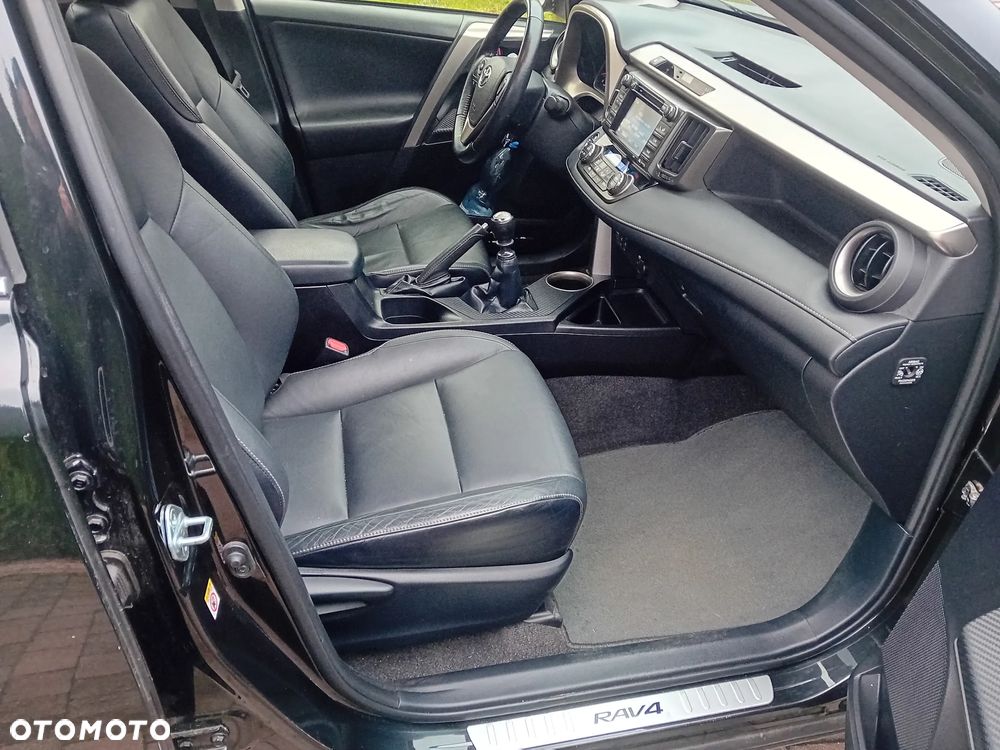 Toyota RAV4 2.0 D-4D 4x4 Edition S - 16