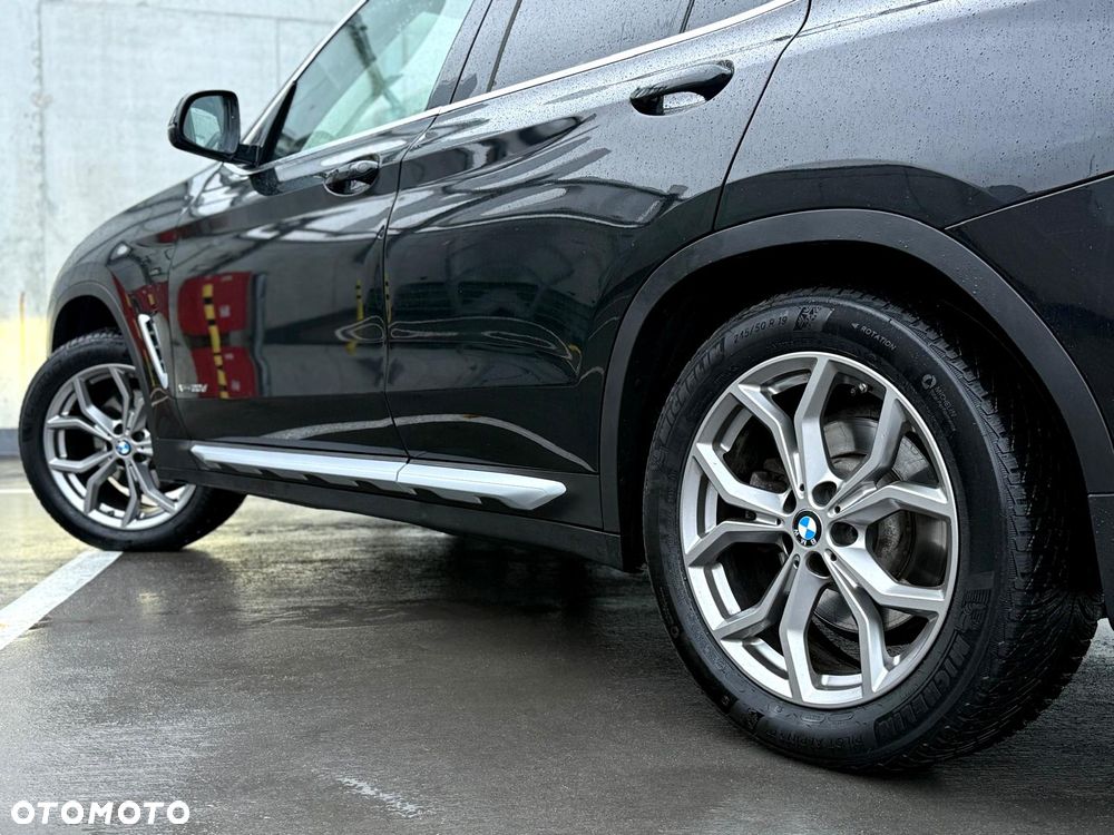 BMW X3 xDrive20d - 21