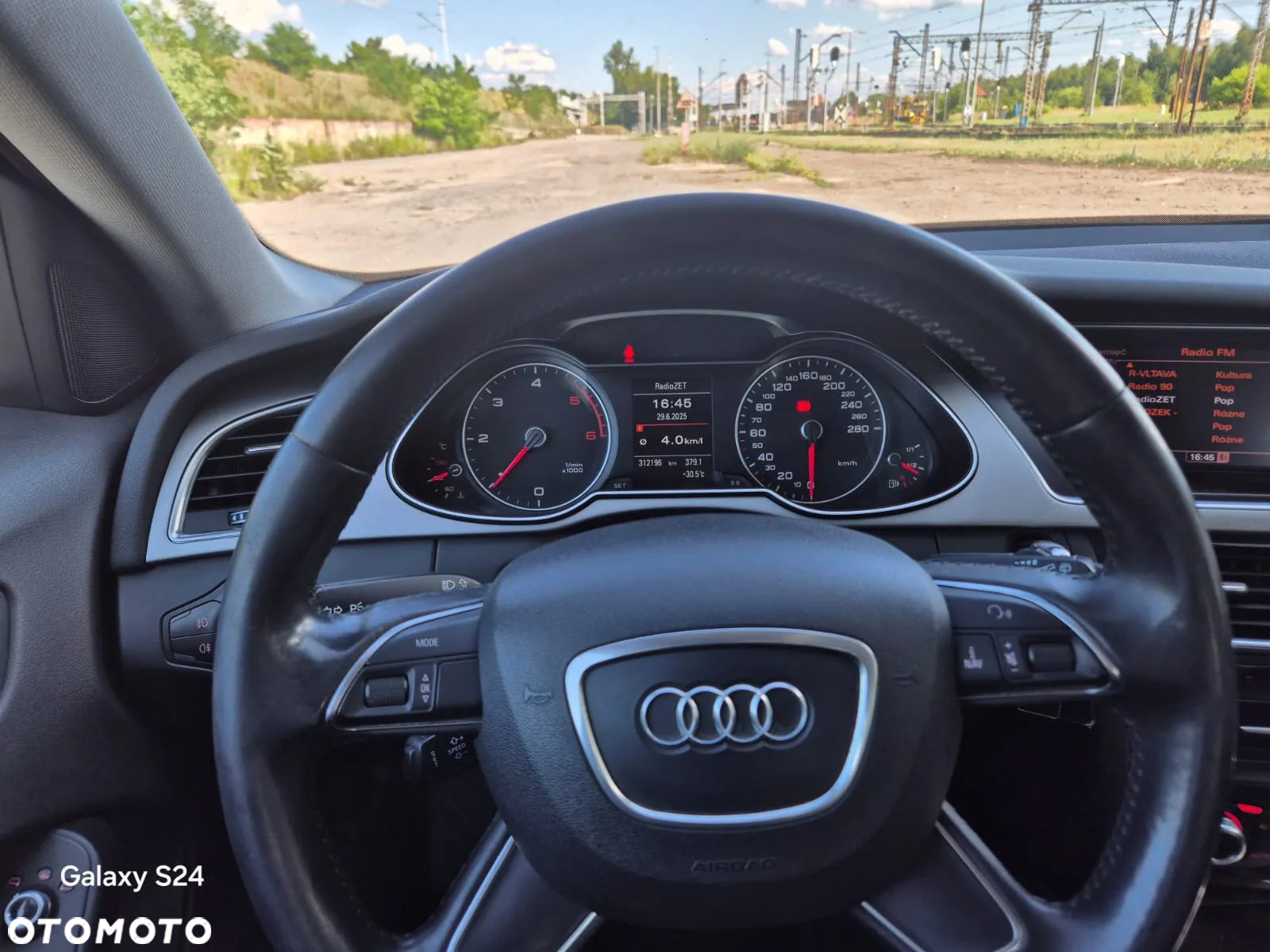 Audi A4 2.0 TDI - 12