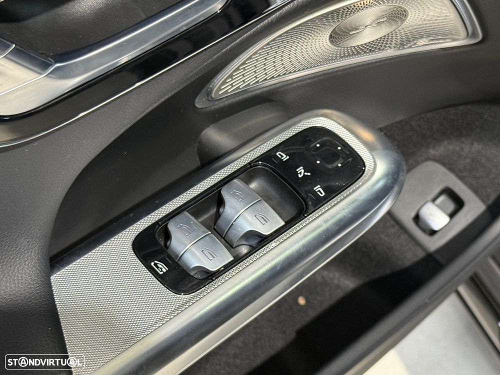 Mercedes-Benz E 300 de 4Matic All-Terrain - 24