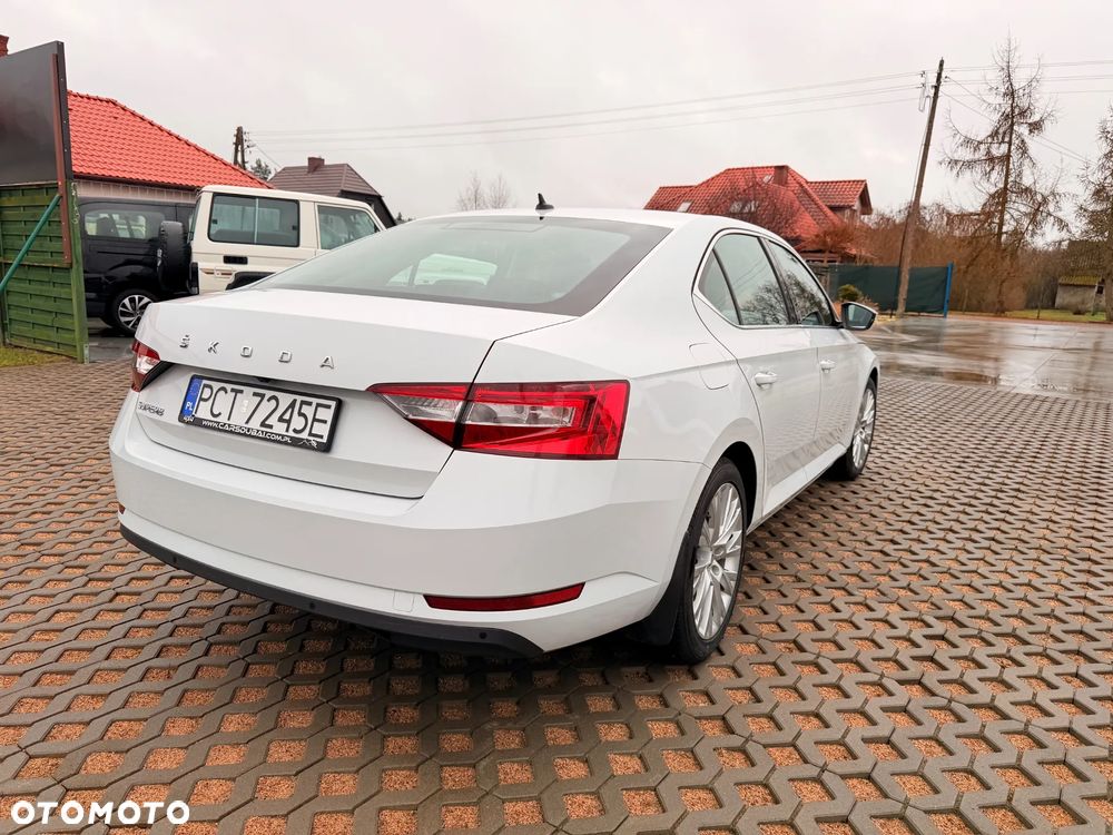 Skoda Superb 1.4 TSI ACT Ambition DSG - 5