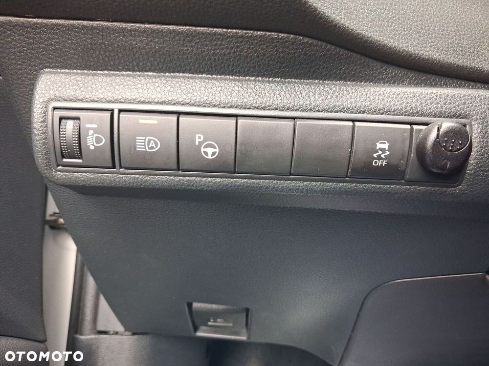 Toyota Corolla 1.8 Hybrid Comfort - 21