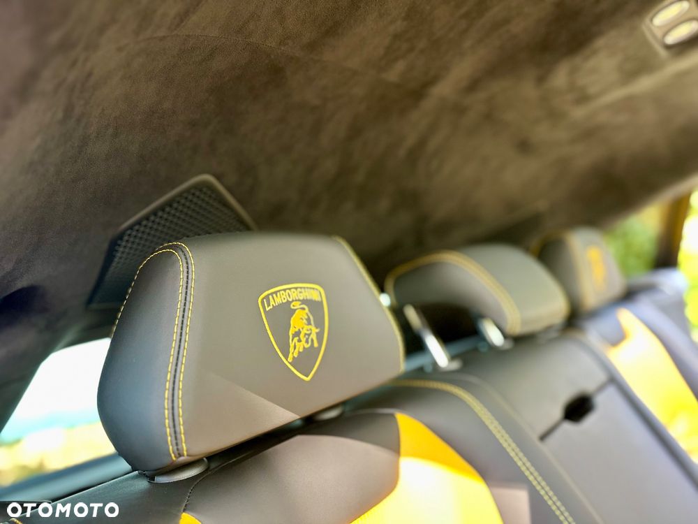 Lamborghini Urus - 31
