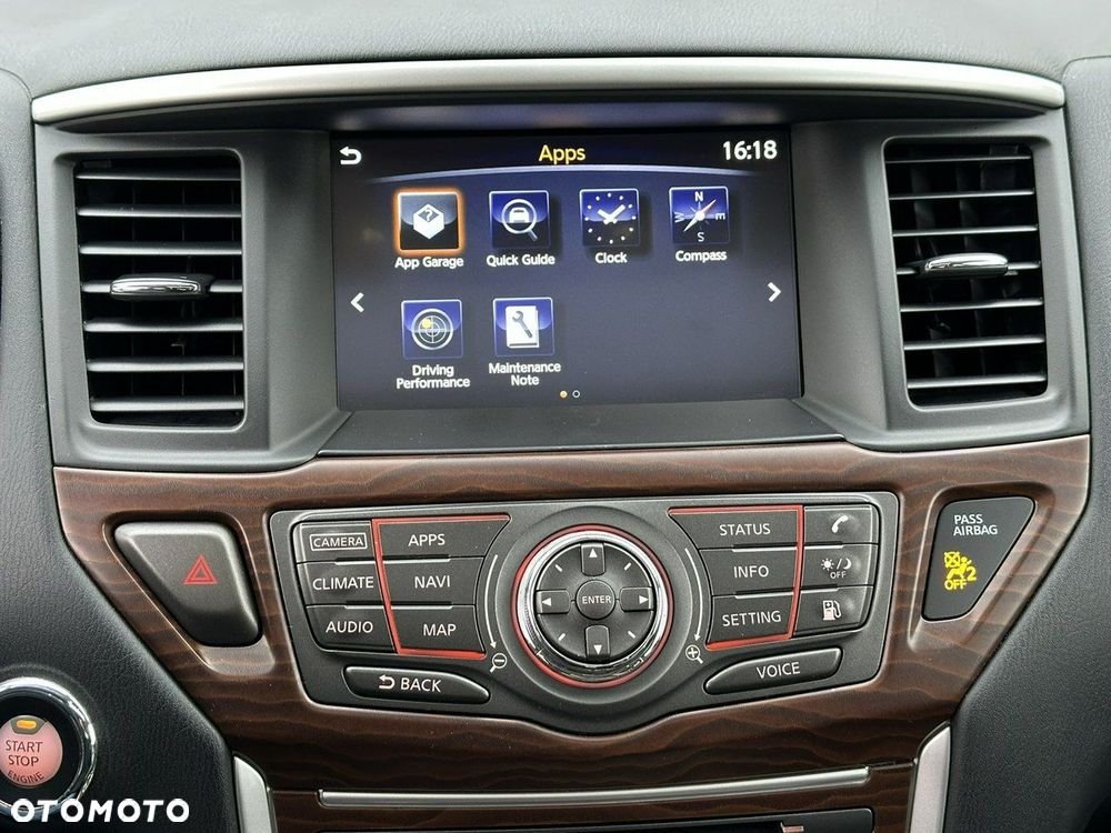 Nissan Pathfinder - 37