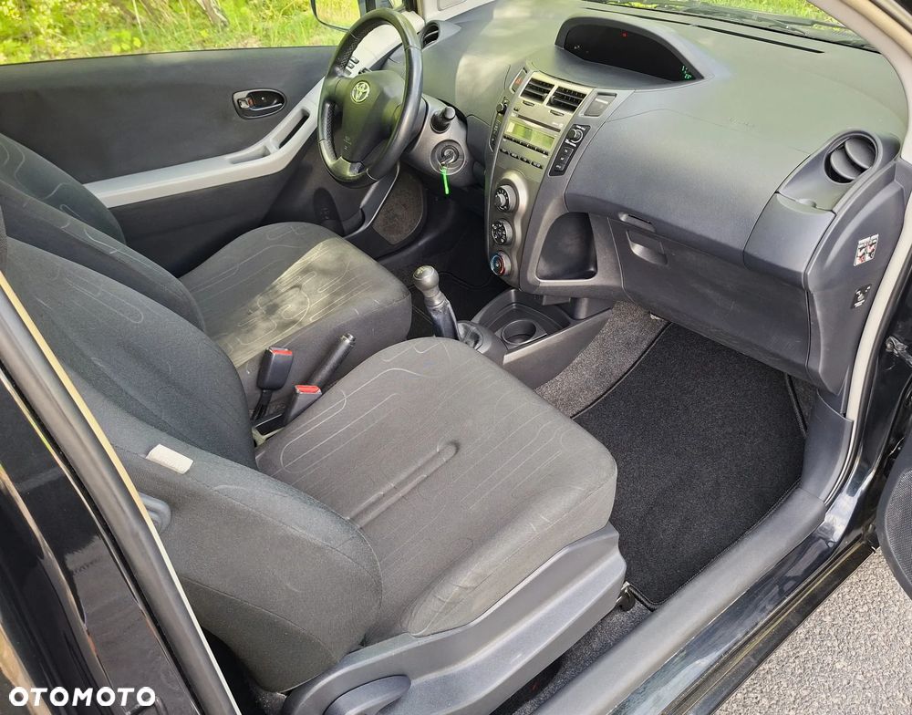 Toyota Yaris 1.0 VVT-i Cool - 9
