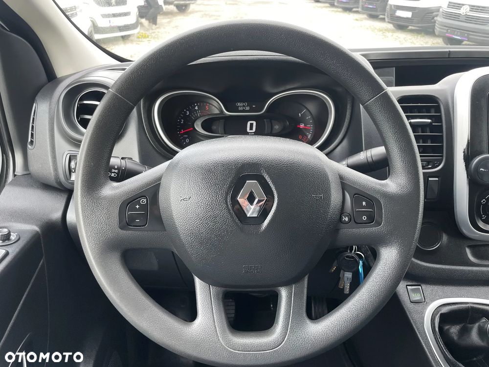 Renault Trafic - 10