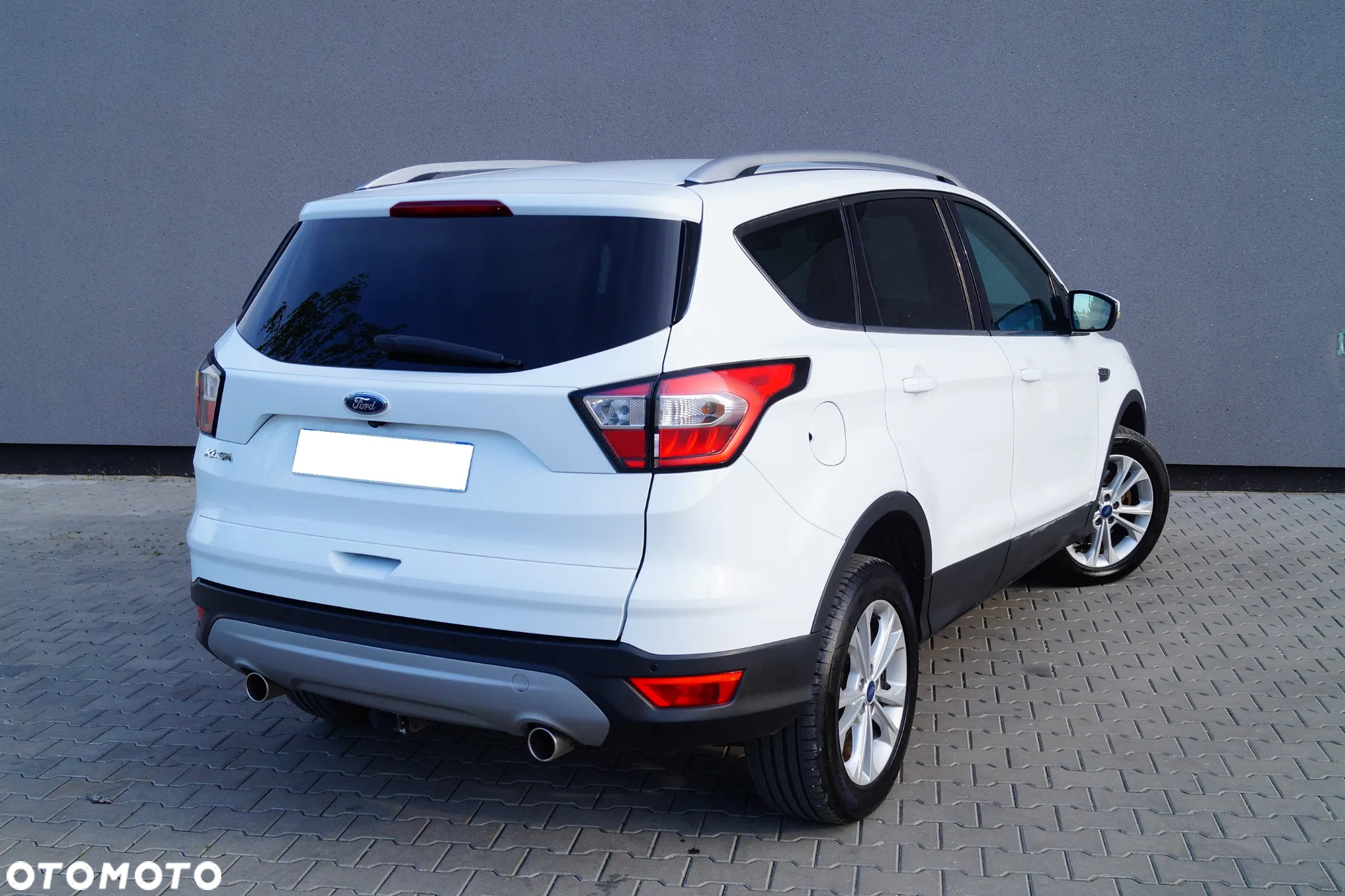 Ford Kuga 2.0 TDCi FWD Titanium Plus - 5