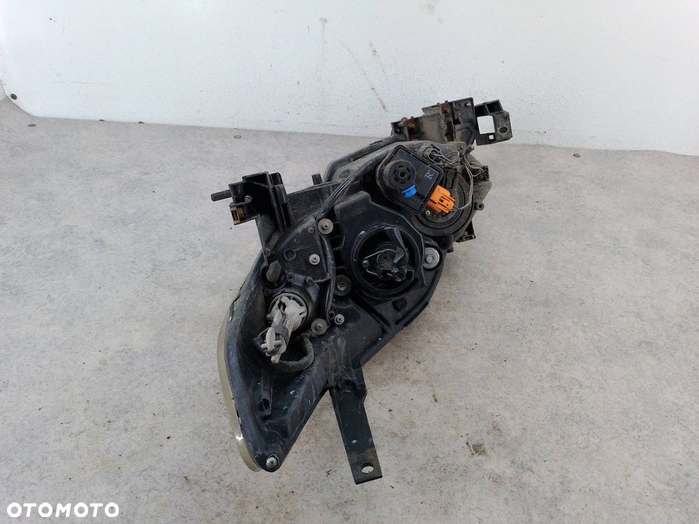 LAMPA PRZÓD PRAWA MAZDA 5 I P5115R - 11