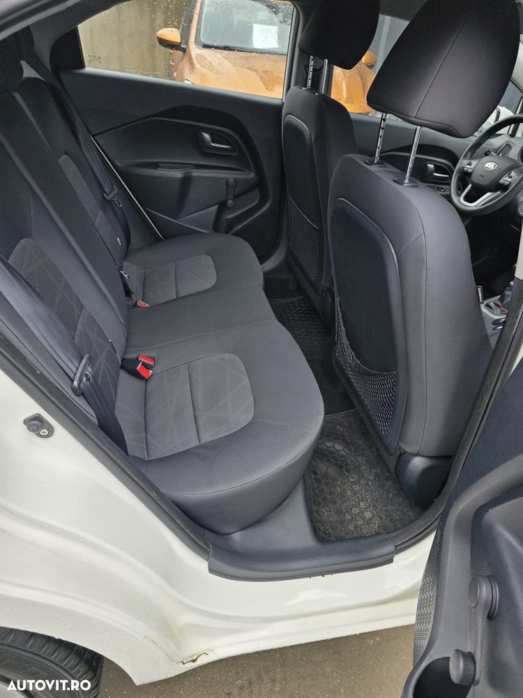 Kia Rio 1.2 GSL COMFORT - 12
