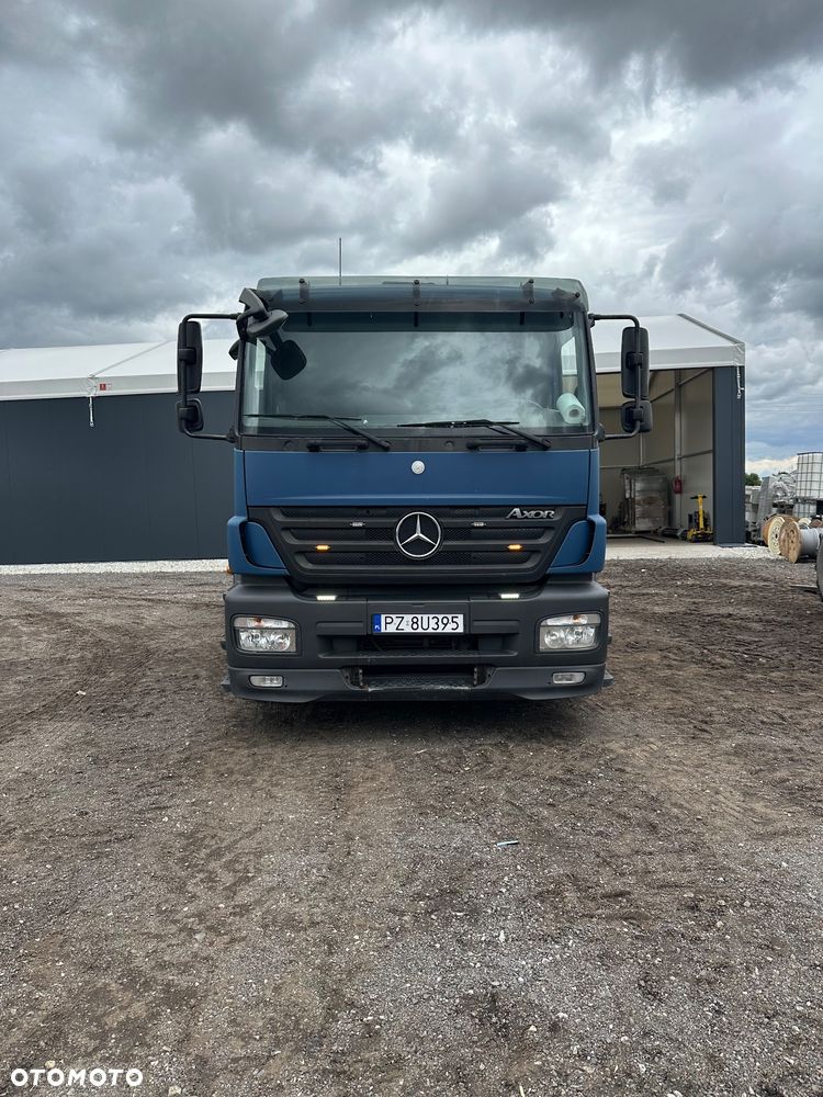 Mercedes-Benz AXOR - 2