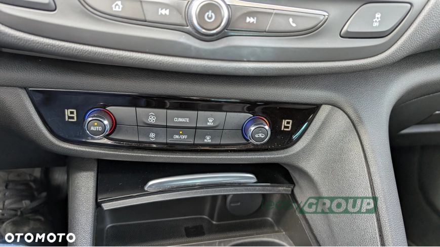 Opel Insignia 2.0 CDTI Enjoy S&S - 19