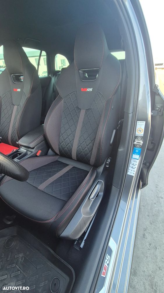 Skoda Octavia Combi 2.0 TDI DSG RS Plus - 16