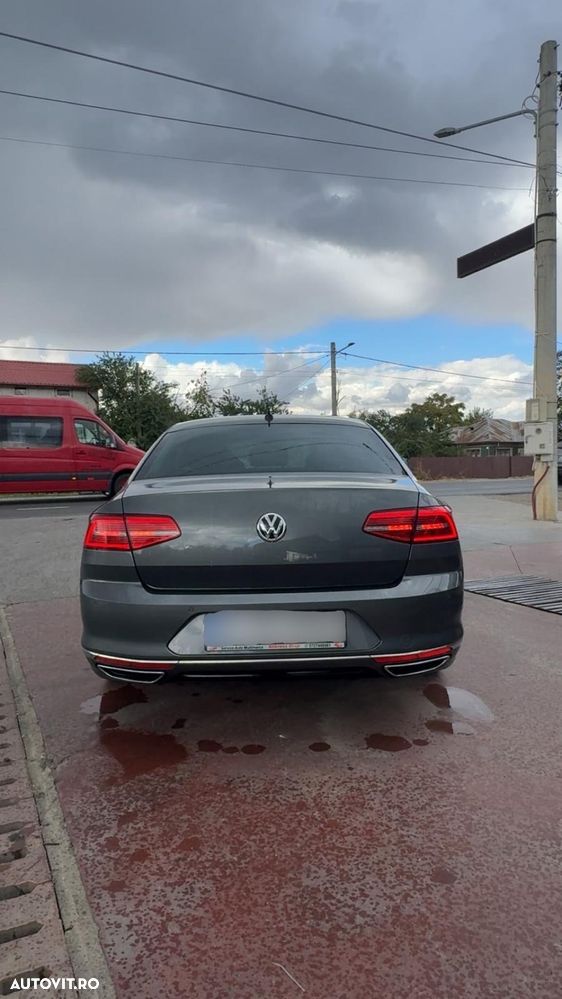 Volkswagen Passat 1.6 TDI SCR DSG Comfortline - 5