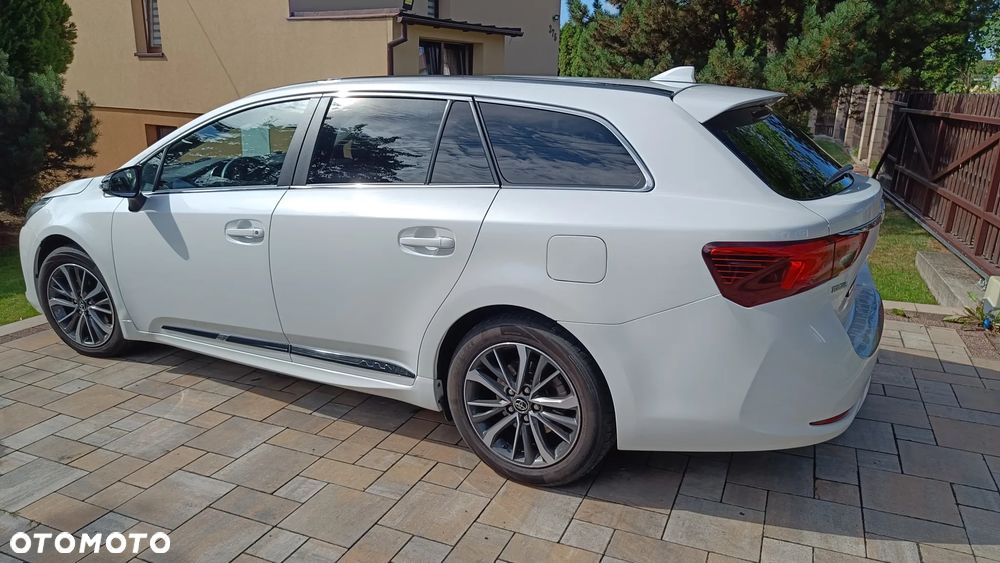 Toyota Avensis Touring Sports 1.6 D-4D Edition S+ - 12
