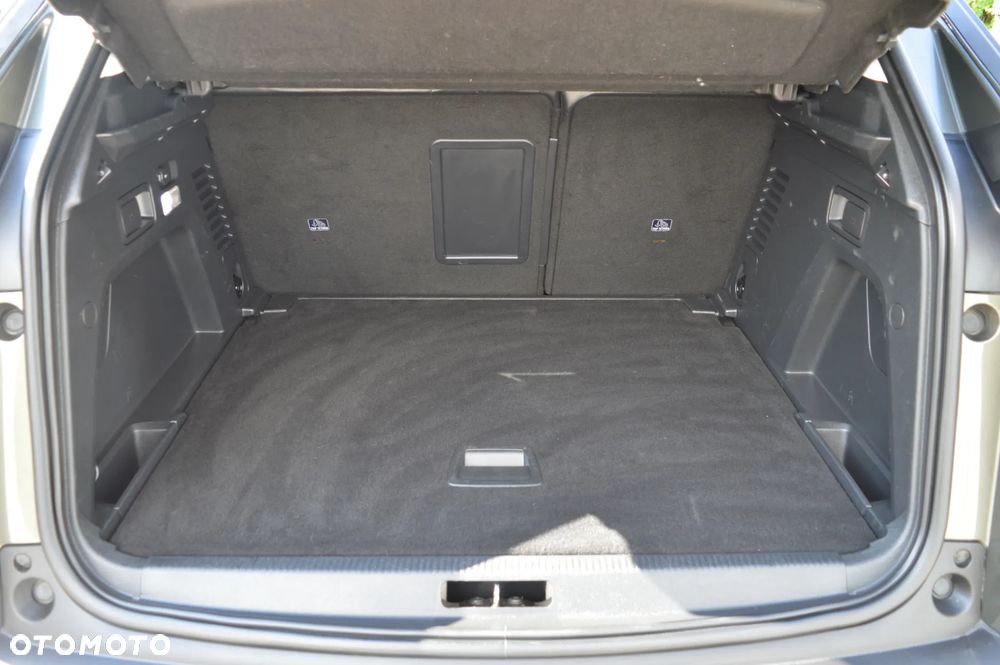 Peugeot 3008 1.2 PureTech Allure S&S - 13