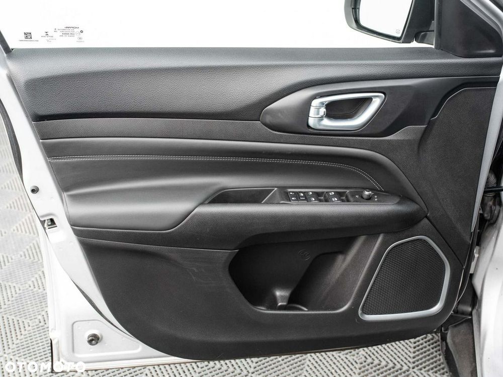 Jeep Compass - 10
