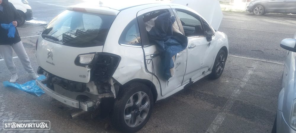 Citroën C3 1.6 BlueHDi Live - 3