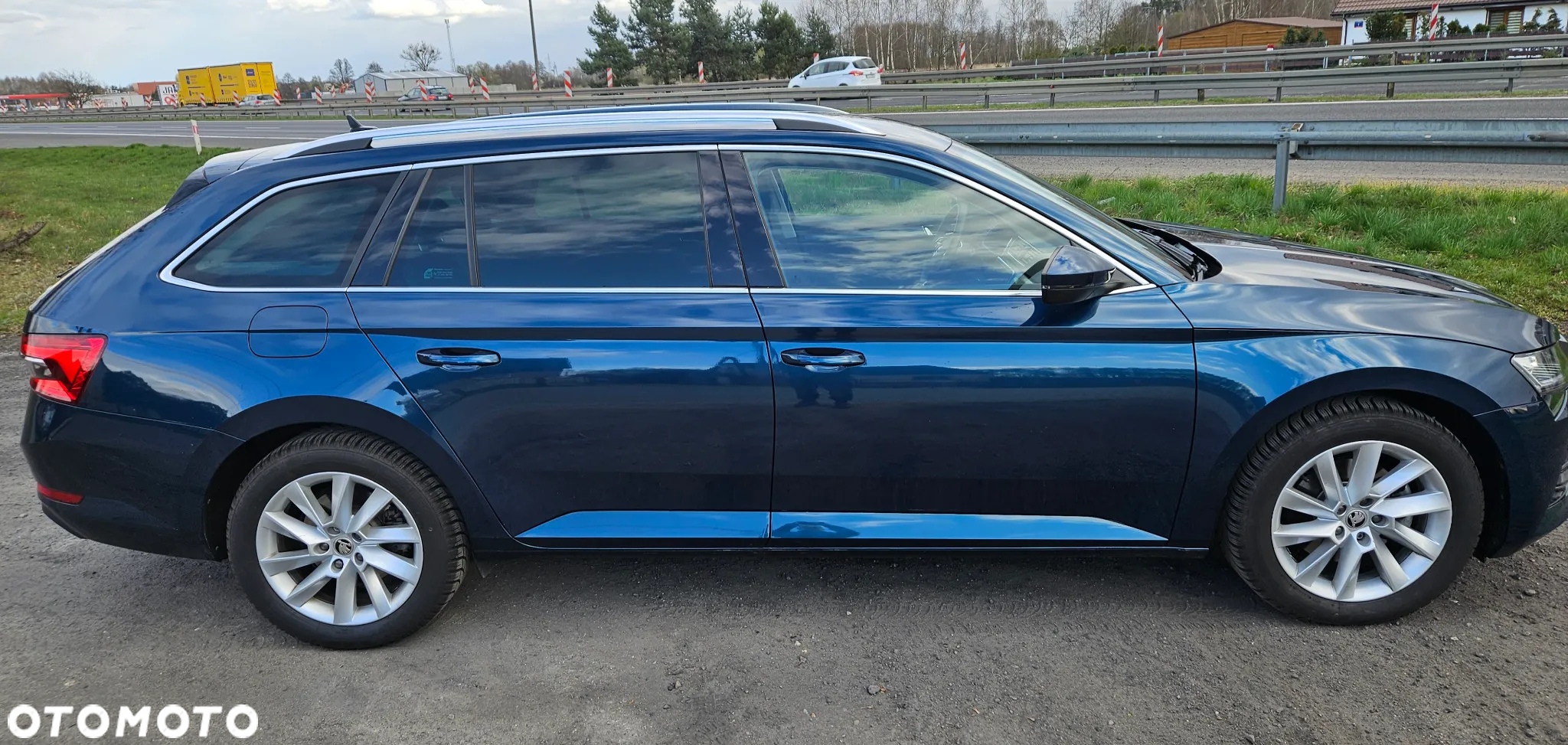 Skoda Superb 2.0 TDI SCR Ambition DSG - 8