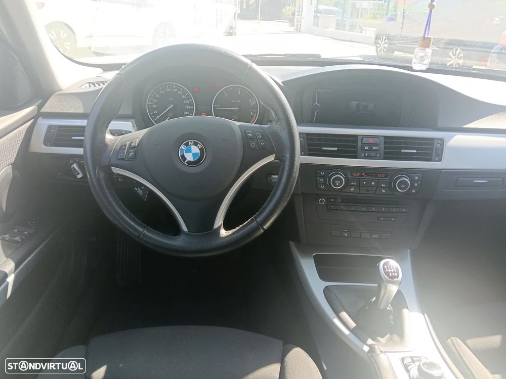 BMW 320 - 3