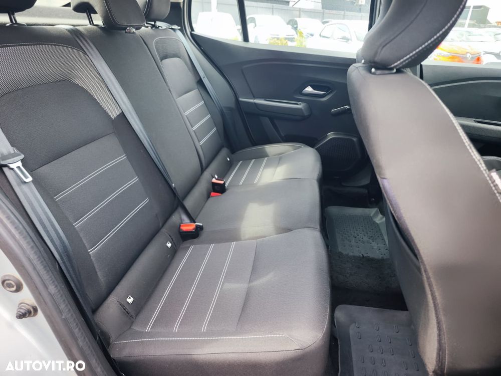 Dacia Logan TCe 90 MT6 Prestige - 16