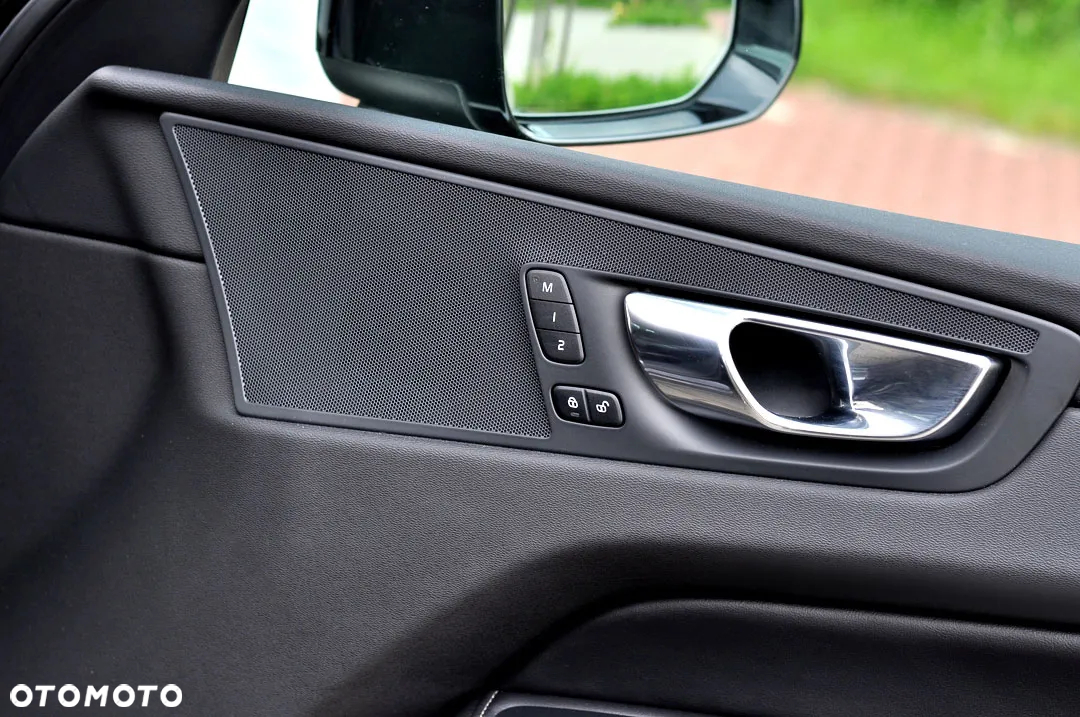 Volvo XC 60 D4 Geartronic Inscription - 26