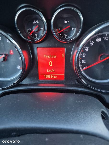 Opel Astra 1.4 Turbo - 10