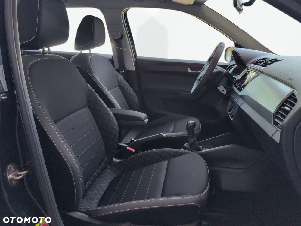 Skoda Fabia - 13