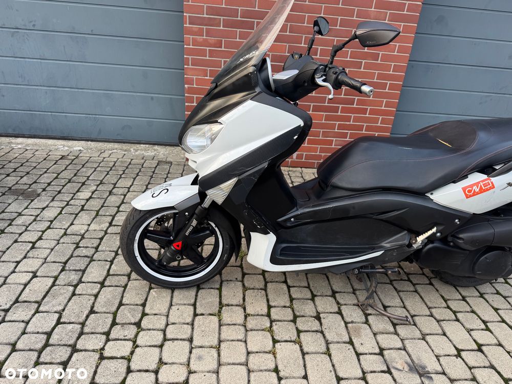 Yamaha X-max - 5