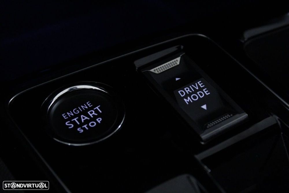 Peugeot 3008 1.5 BlueHDi Allure Pack EAT8 - 31