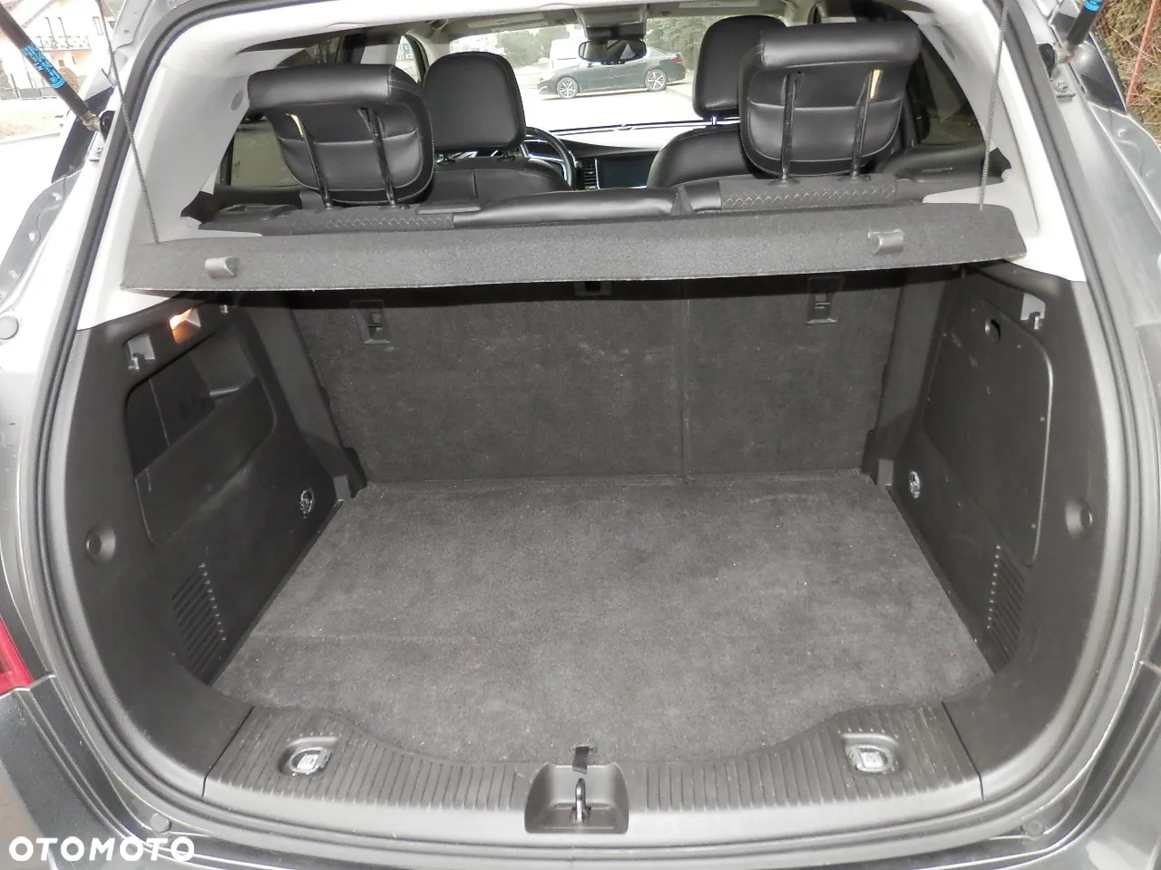 Buick Encore - 11