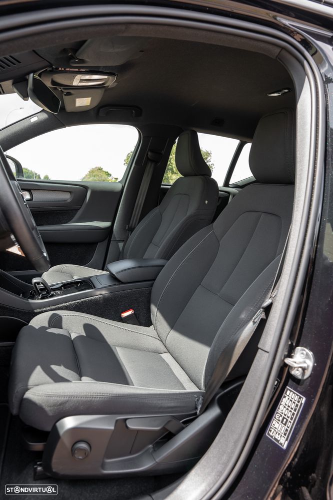 Volvo XC 40 Recharge 69 kWh Single Motor Plus - 35