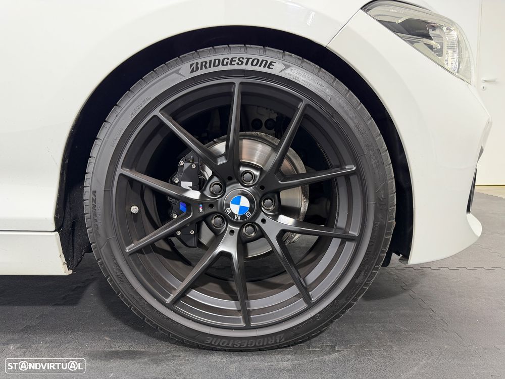 BMW 116 d Pack M - 32